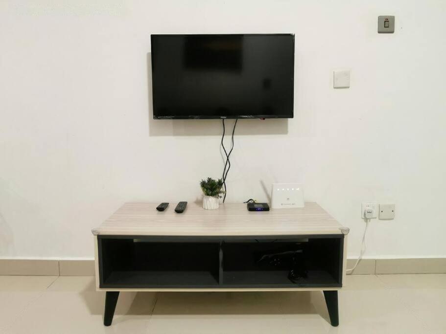 Api Api Beside Centre Point 3pax Apartment