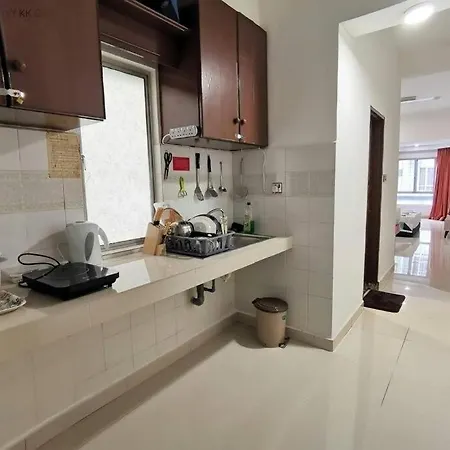 Api Api Apartment Homestay Beside Centre Point Studio 3Pax Kota Kinabalu Exterior photo