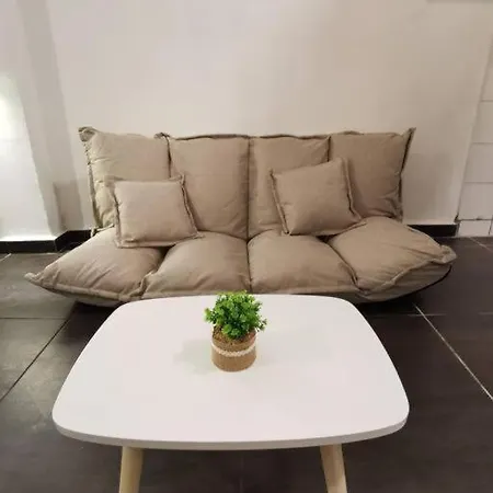 Api Api Apartment Homestay Beside Centre Point Studio 3Pax Kota Kinabalu Exterior photo