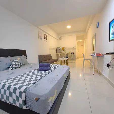 Api Api Apartment Homestay Beside Centre Point Studio 3Pax Kota Kinabalu Exterior photo